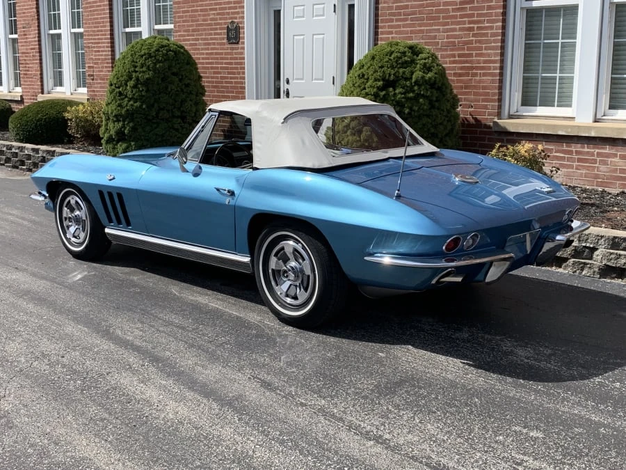 1966 Chevrolet Corvette C2 - Image 10 of 10