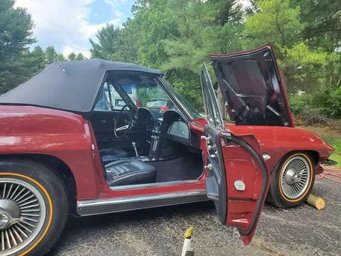 1966 Chevrolet Corvette C2 - Image 2 of 4