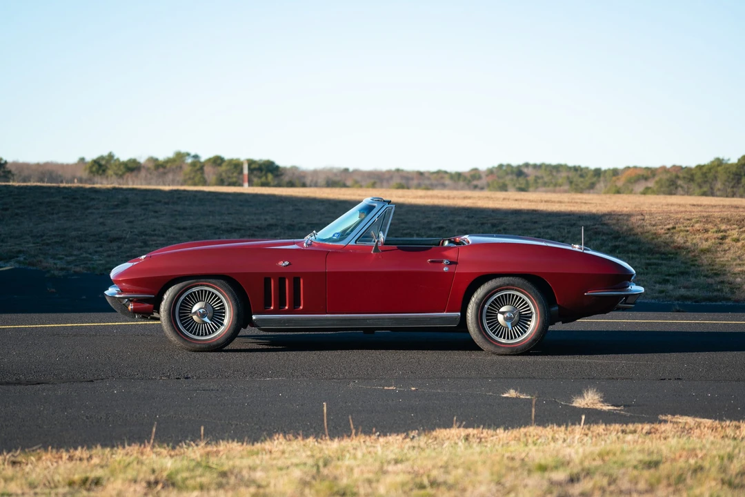 1966 Chevrolet Corvette C2 - Image 6 of 31