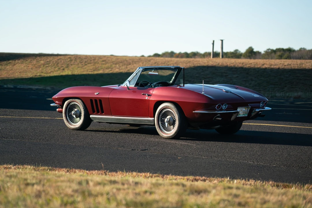 1966 Chevrolet Corvette C2 - Image 8 of 31