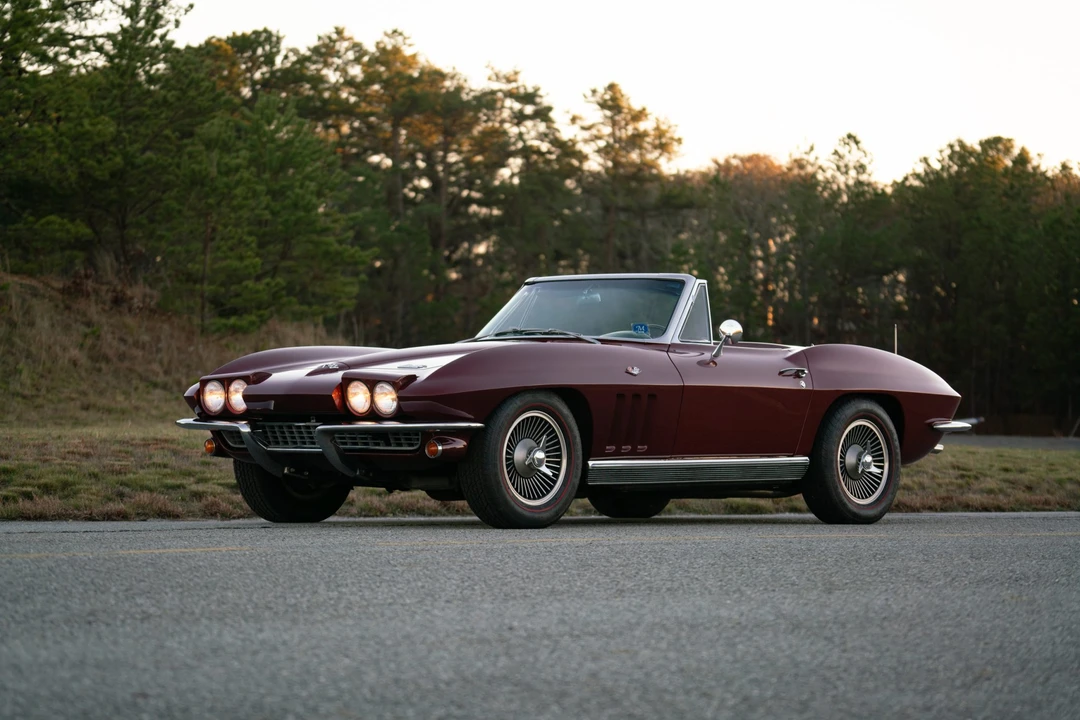 1966 Chevrolet Corvette C2 - Image 18 of 31