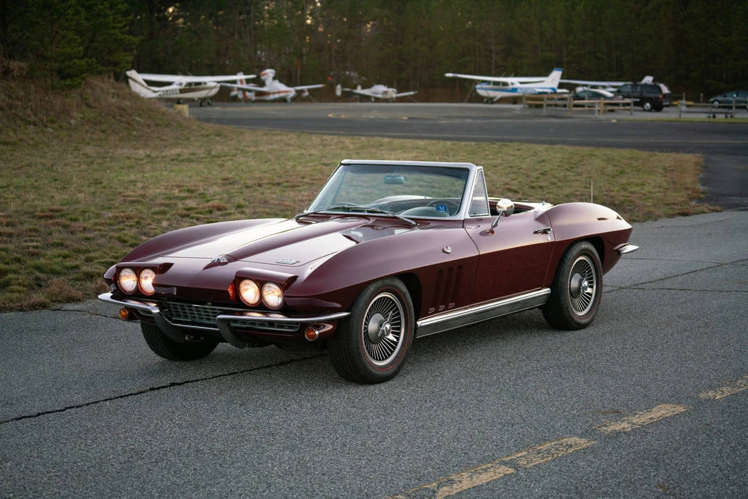 1966 Chevrolet Corvette C2 - Image 19 of 31