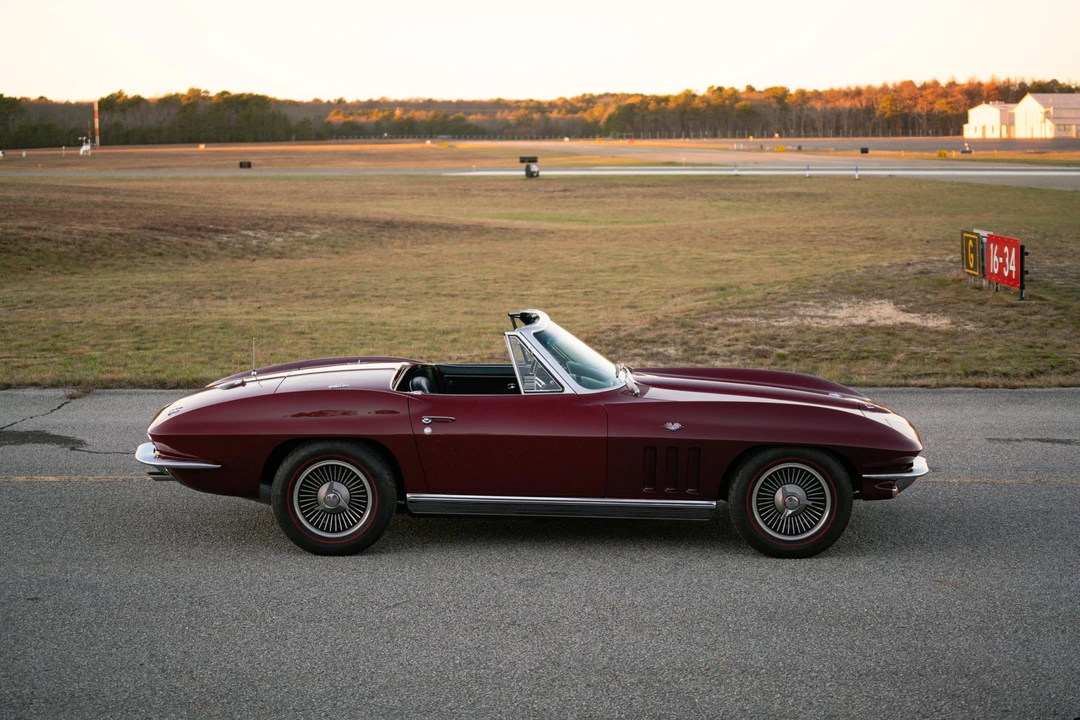 1966 Chevrolet Corvette C2 - Image 29 of 31