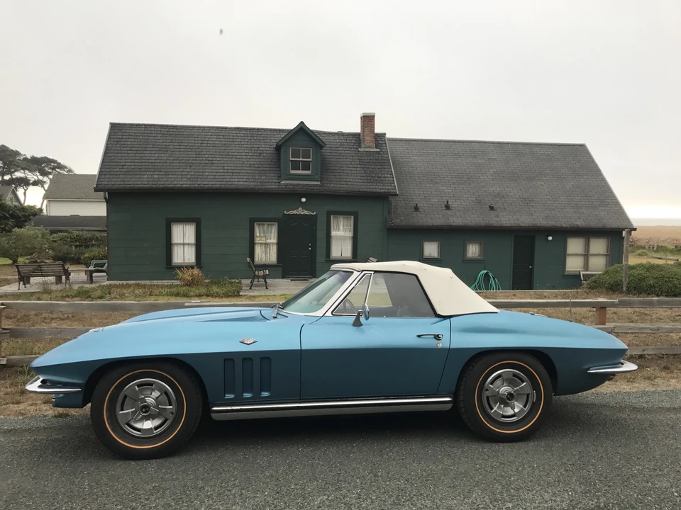1966 Chevrolet Corvette C2 - Image 22 of 31