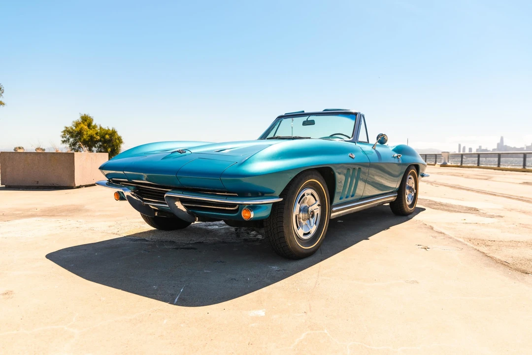 1966 Chevrolet Corvette C2 - Image 3 of 31