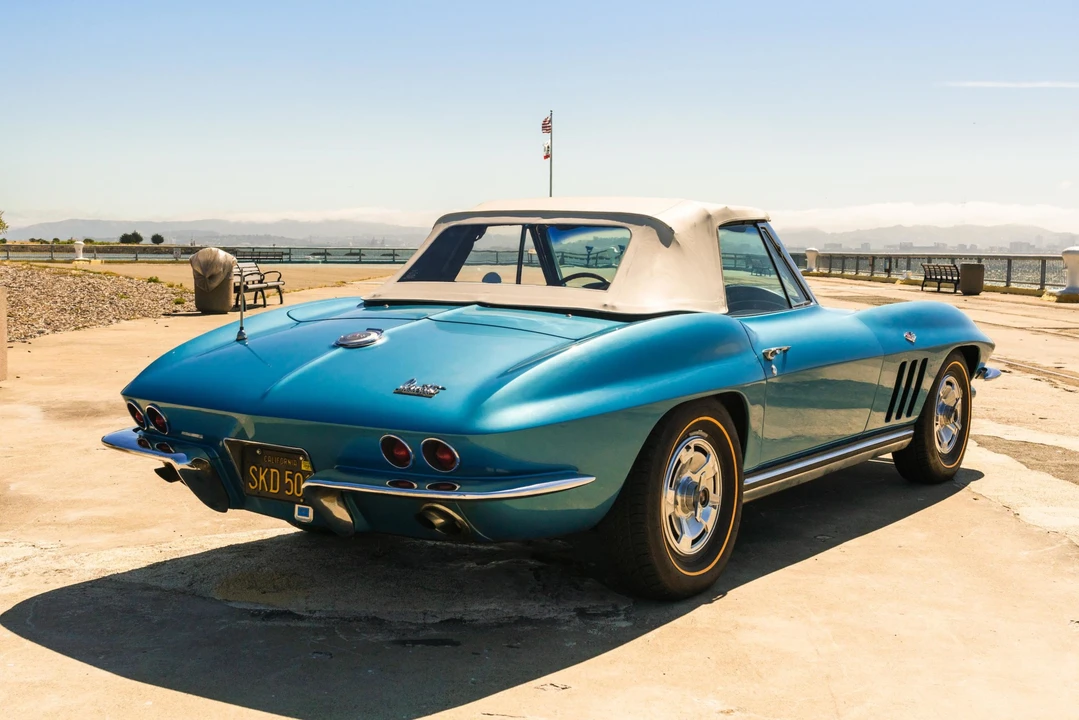 1966 Chevrolet Corvette C2 - Image 10 of 31