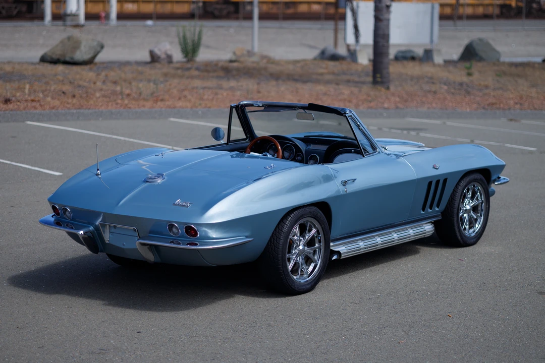 1966 Chevrolet Corvette C2 - Image 18 of 31