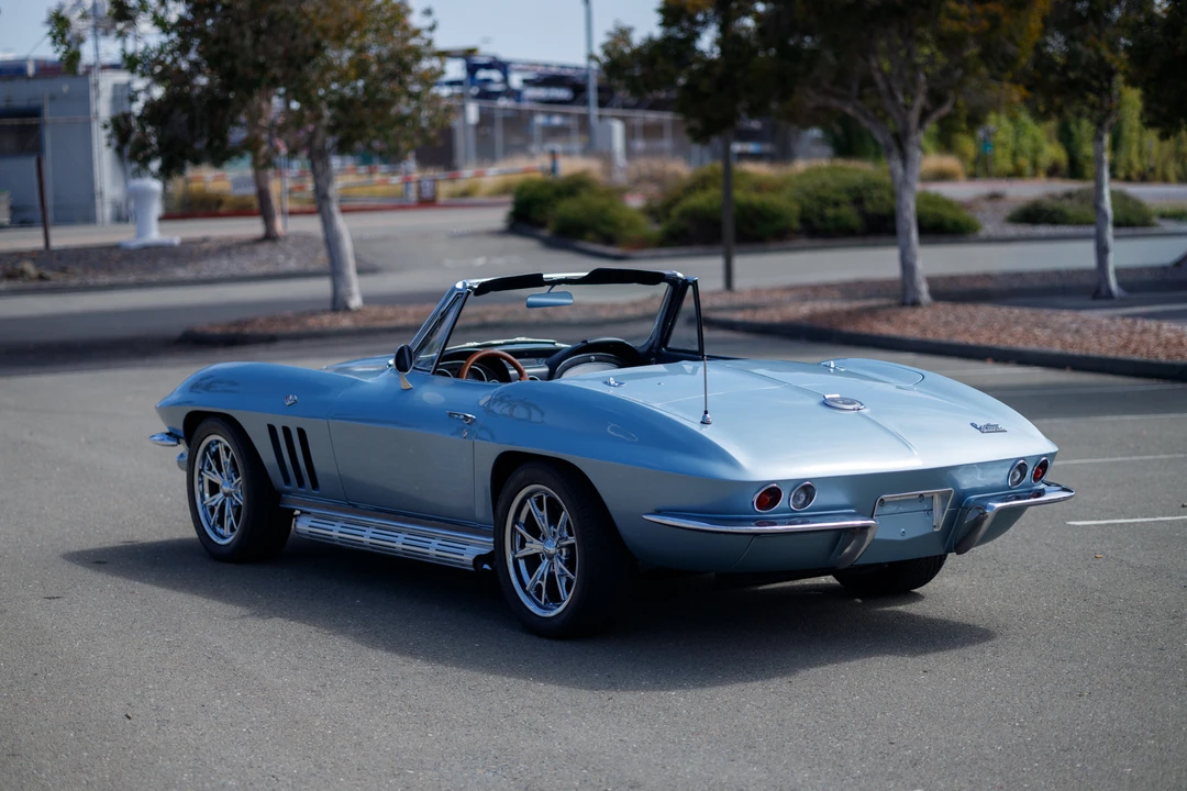 1966 Chevrolet Corvette C2 - Image 13 of 31