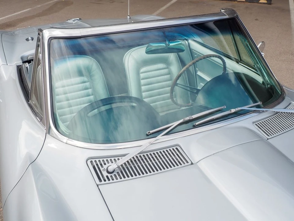 1966 Chevrolet Corvette C2 - Image 28 of 31