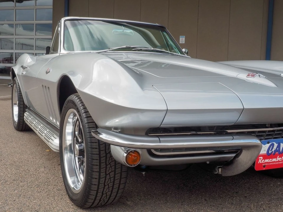 1966 Chevrolet Corvette C2 - Image 20 of 31