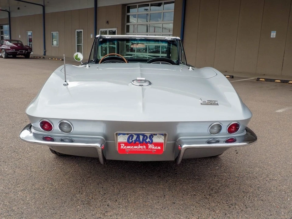 1966 Chevrolet Corvette C2 - Image 23 of 31