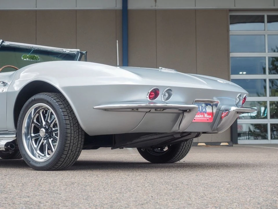 1966 Chevrolet Corvette C2 - Image 6 of 31