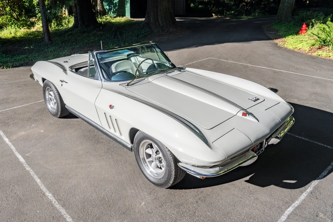 1966 Chevrolet Corvette C2 - Image 6 of 31