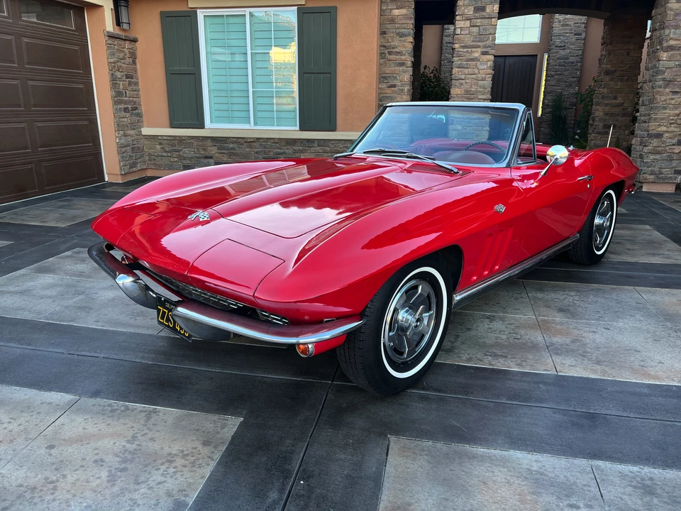 1966 Chevrolet Corvette C2 - Image 26 of 31