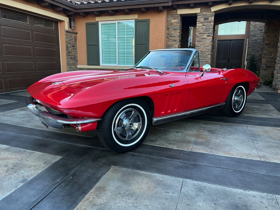 1966 Chevrolet Corvette C2 - Image 25 of 31