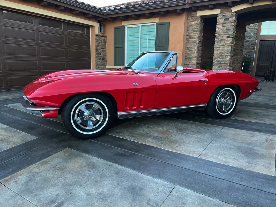 1966 Chevrolet Corvette C2 - Image 24 of 31