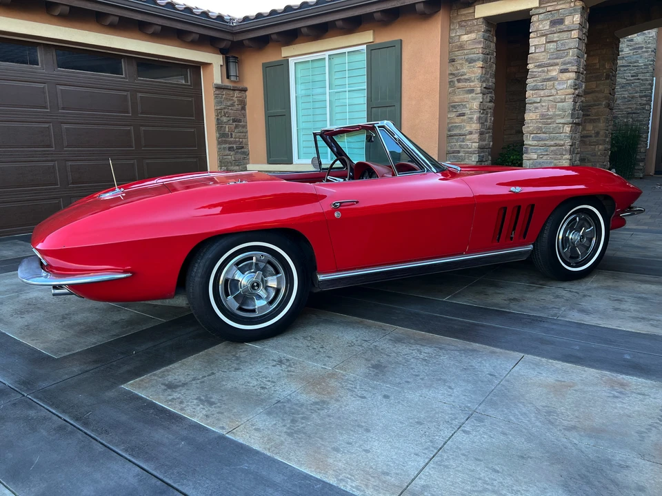 1966 Chevrolet Corvette C2 - Image 12 of 31