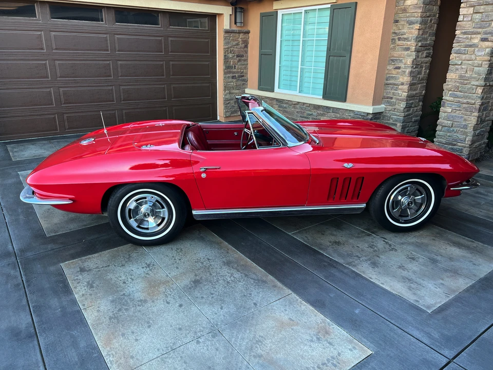 1966 Chevrolet Corvette C2 - Image 10 of 31