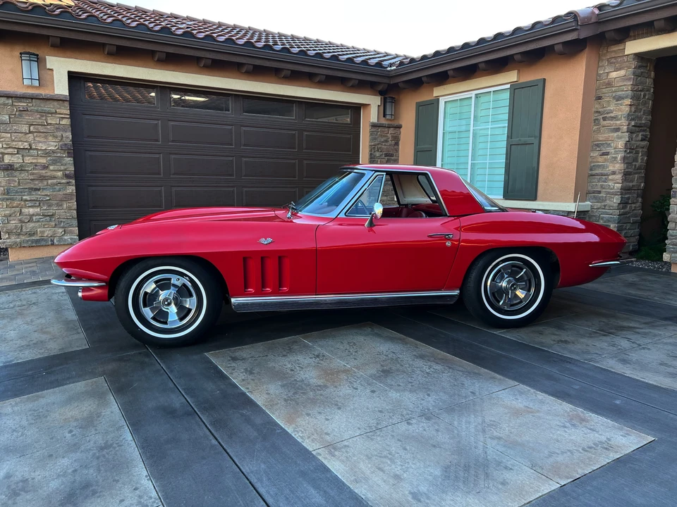 1966 Chevrolet Corvette C2 - Image 29 of 31
