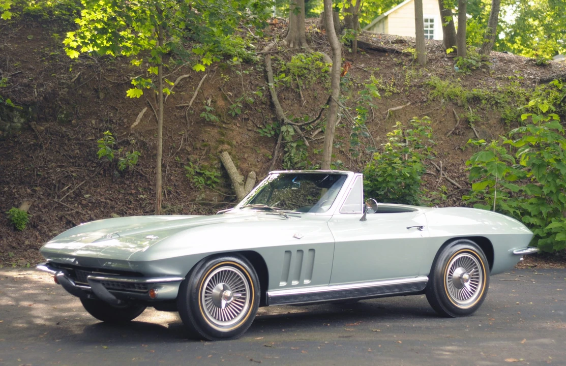 1966 Chevrolet Corvette C2 - Image 6 of 31