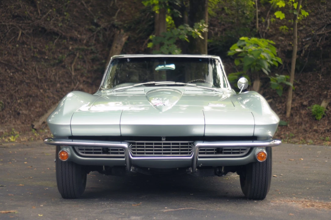 1966 Chevrolet Corvette C2 - Image 3 of 31