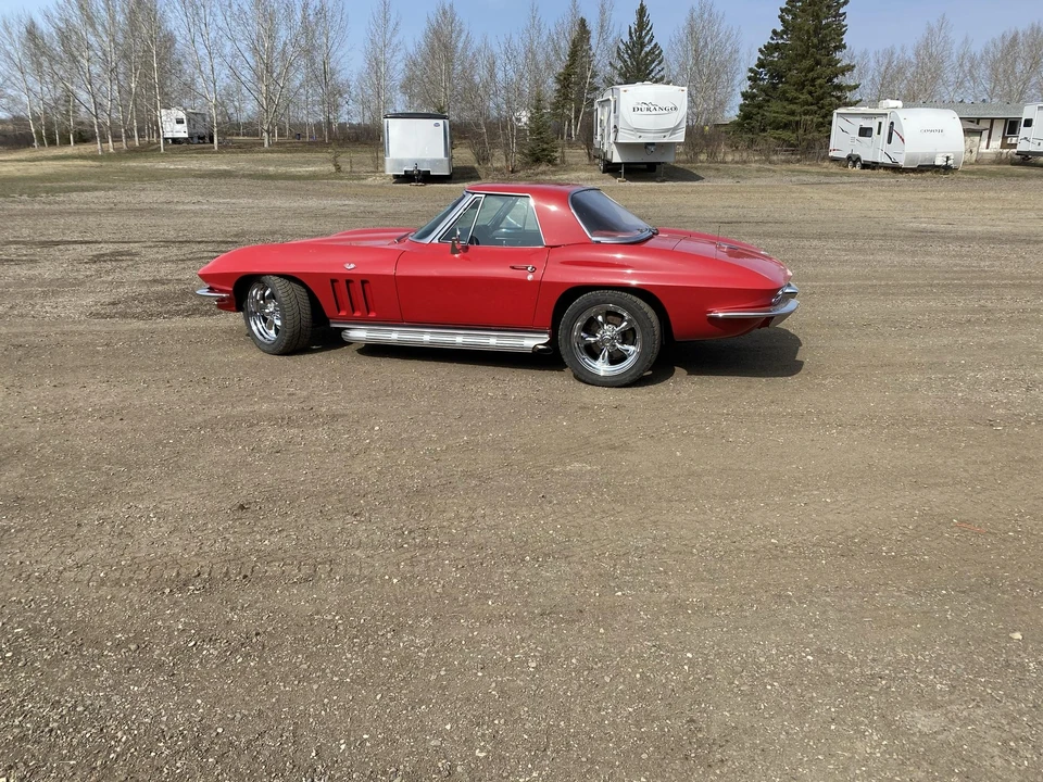 1966 Chevrolet Corvette C2 - Image 7 of 31
