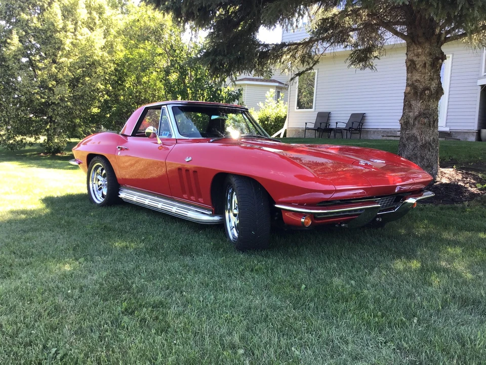 1966 Chevrolet Corvette C2 - Image 15 of 31