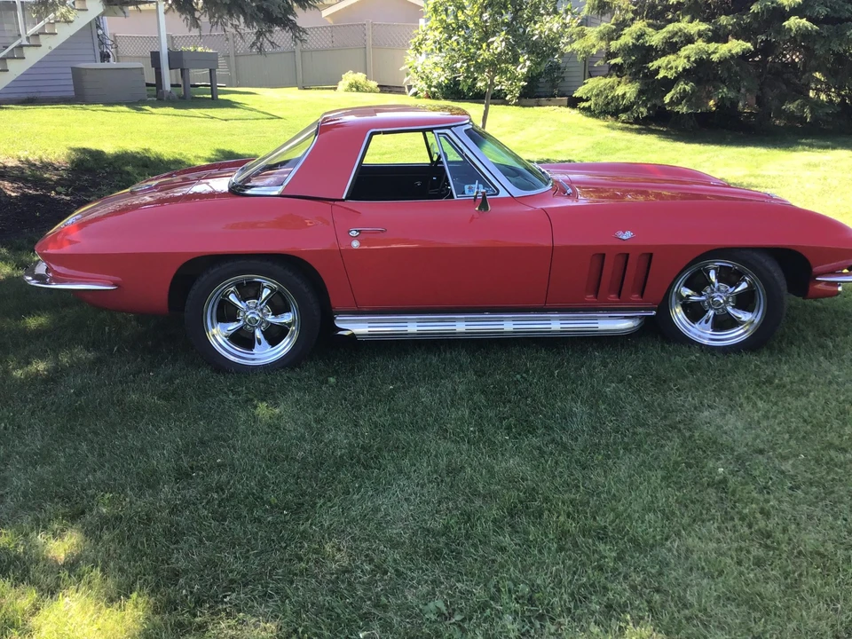 1966 Chevrolet Corvette C2 - Image 14 of 31