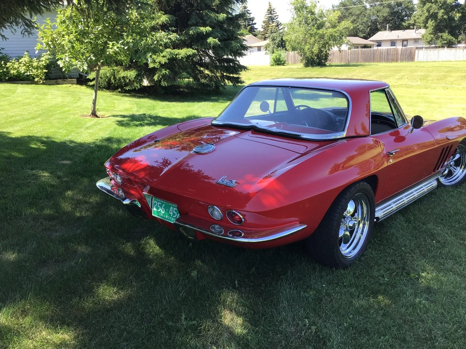 1966 Chevrolet Corvette C2 - Image 12 of 31