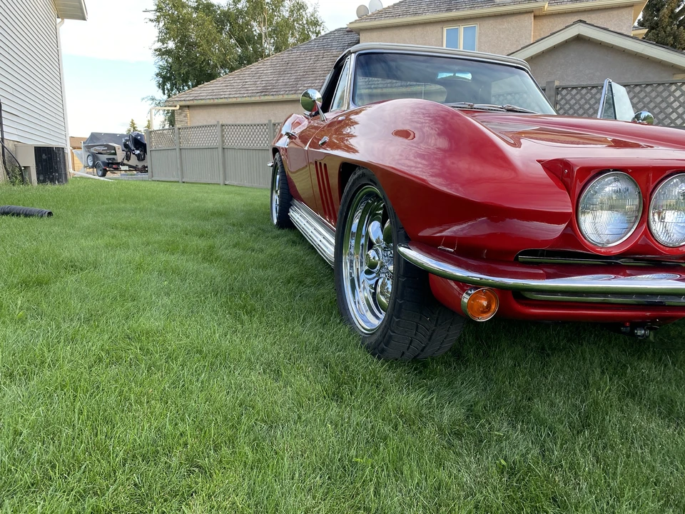 1966 Chevrolet Corvette C2 - Image 29 of 31
