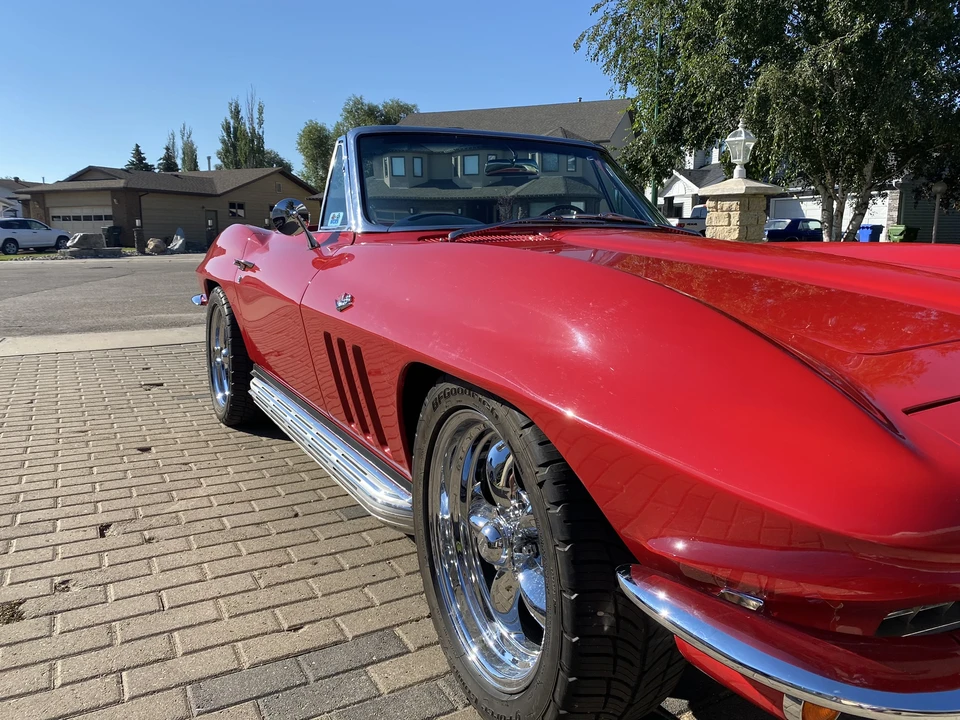 1966 Chevrolet Corvette C2 - Image 28 of 31
