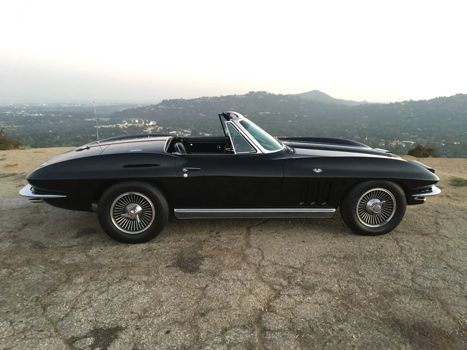 1966 Chevrolet Corvette C2 - Image 13 of 31