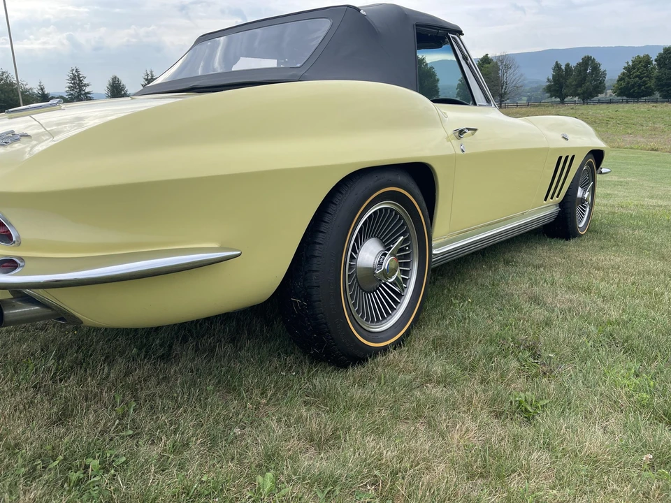 1966 Chevrolet Corvette C2 - Image 26 of 31