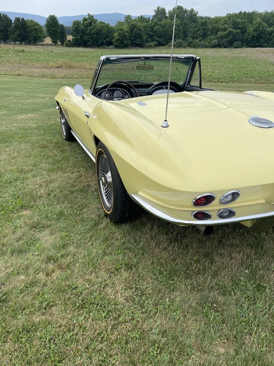 1966 Chevrolet Corvette C2 - Image 28 of 31