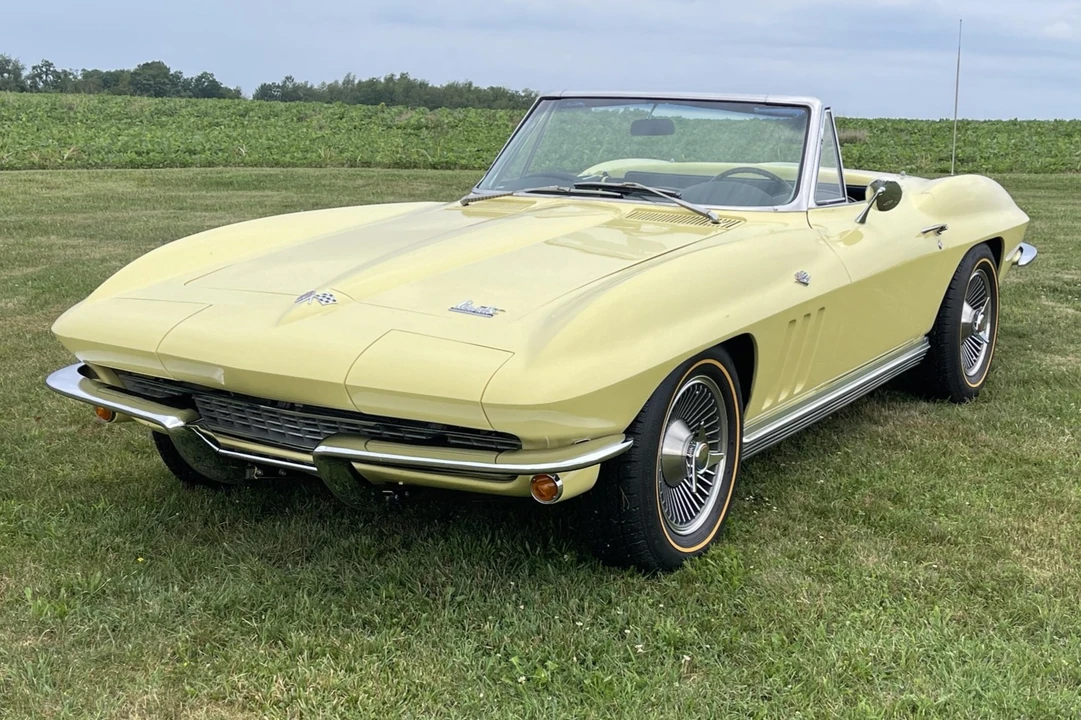 1966 Chevrolet Corvette C2 - Image 1 of 31