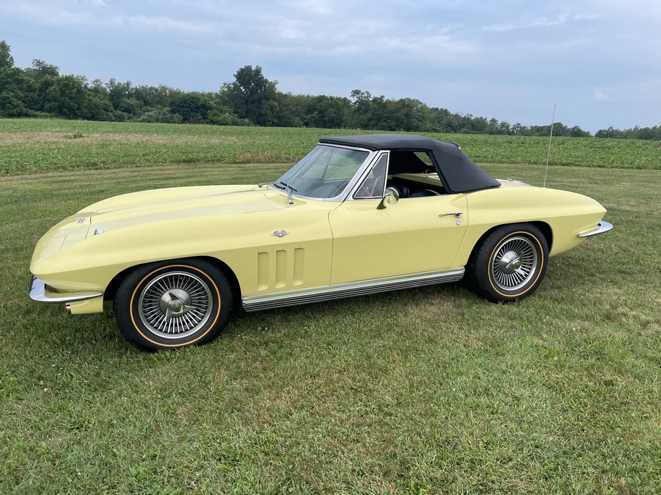 1966 Chevrolet Corvette C2 - Image 11 of 31