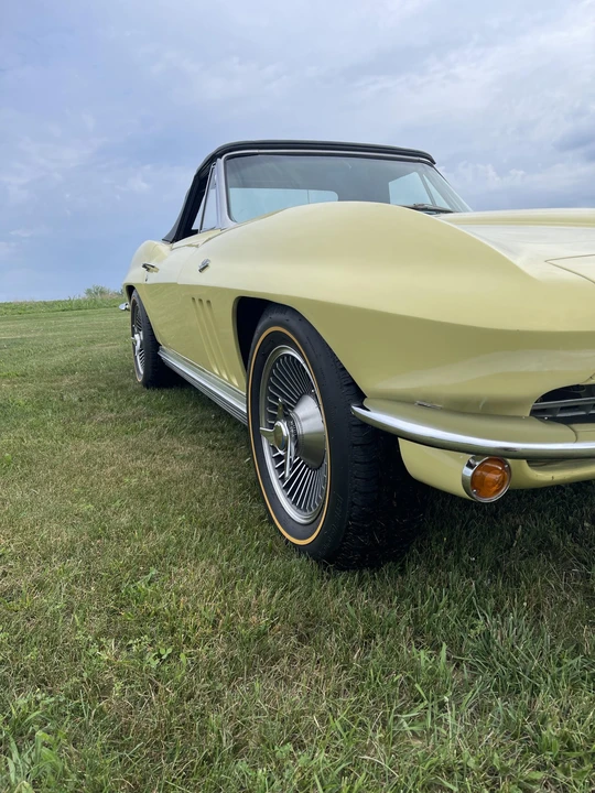 1966 Chevrolet Corvette C2 - Image 23 of 31