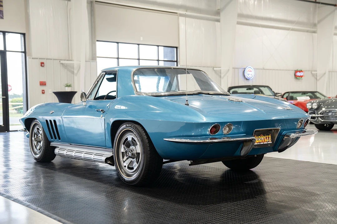 1966 Chevrolet Corvette C2 - Image 24 of 31