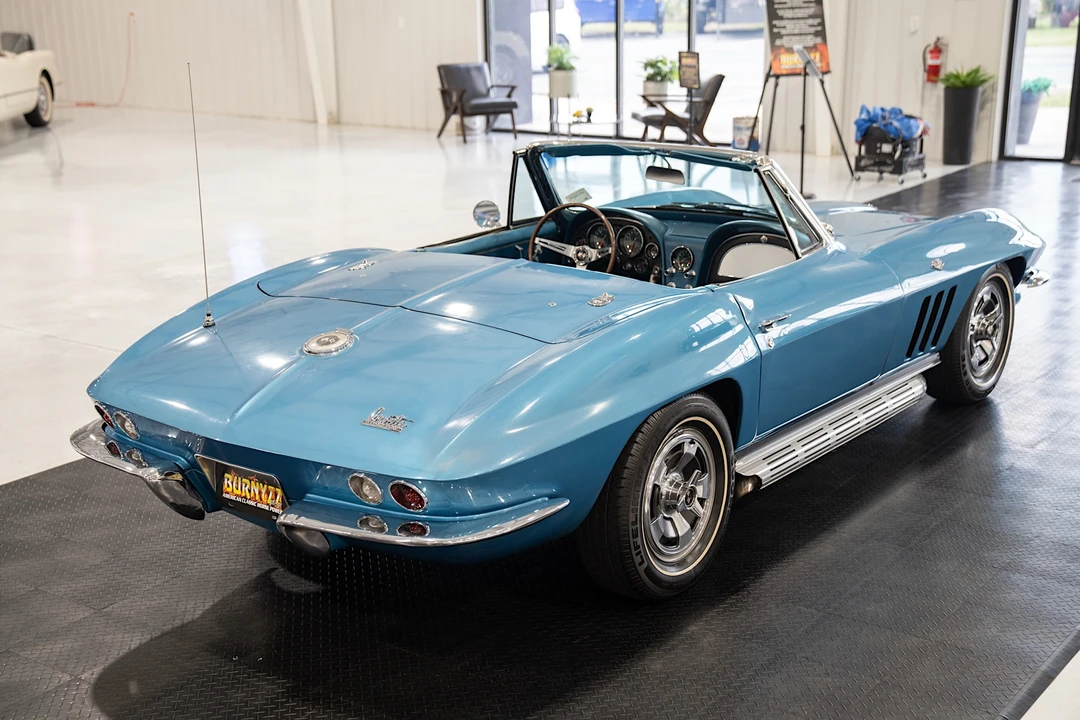 1966 Chevrolet Corvette C2 - Image 12 of 31
