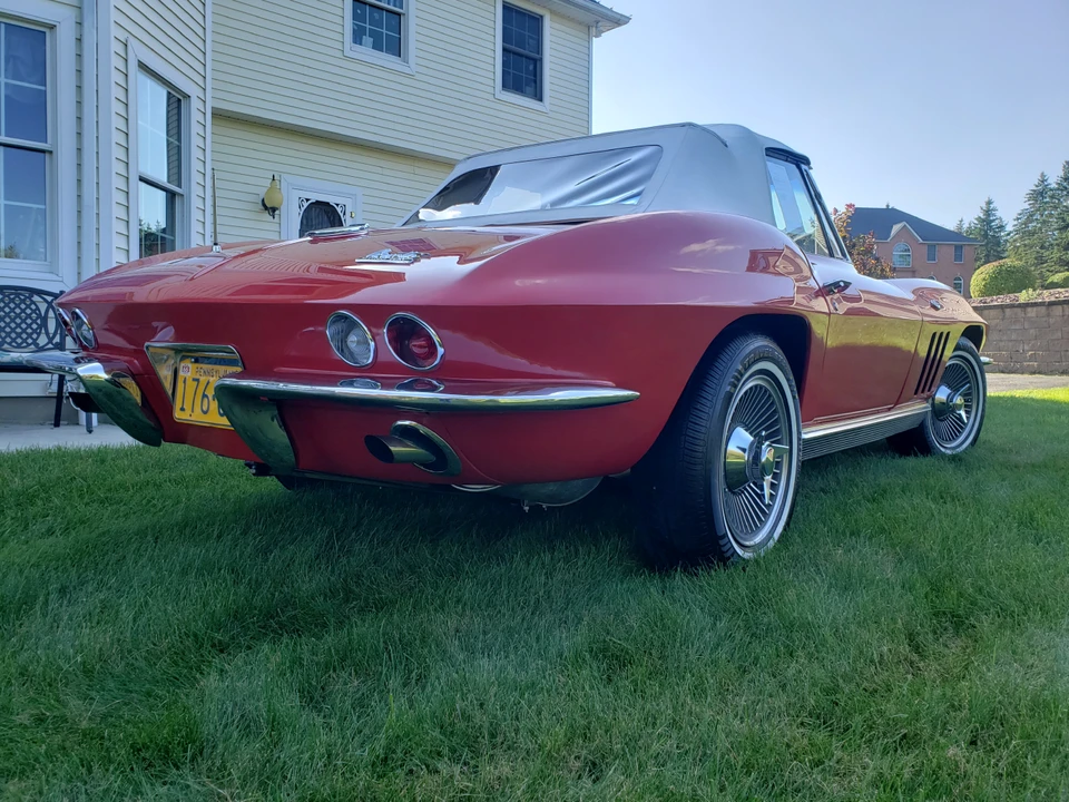 1966 Chevrolet Corvette C2 - Image 19 of 31