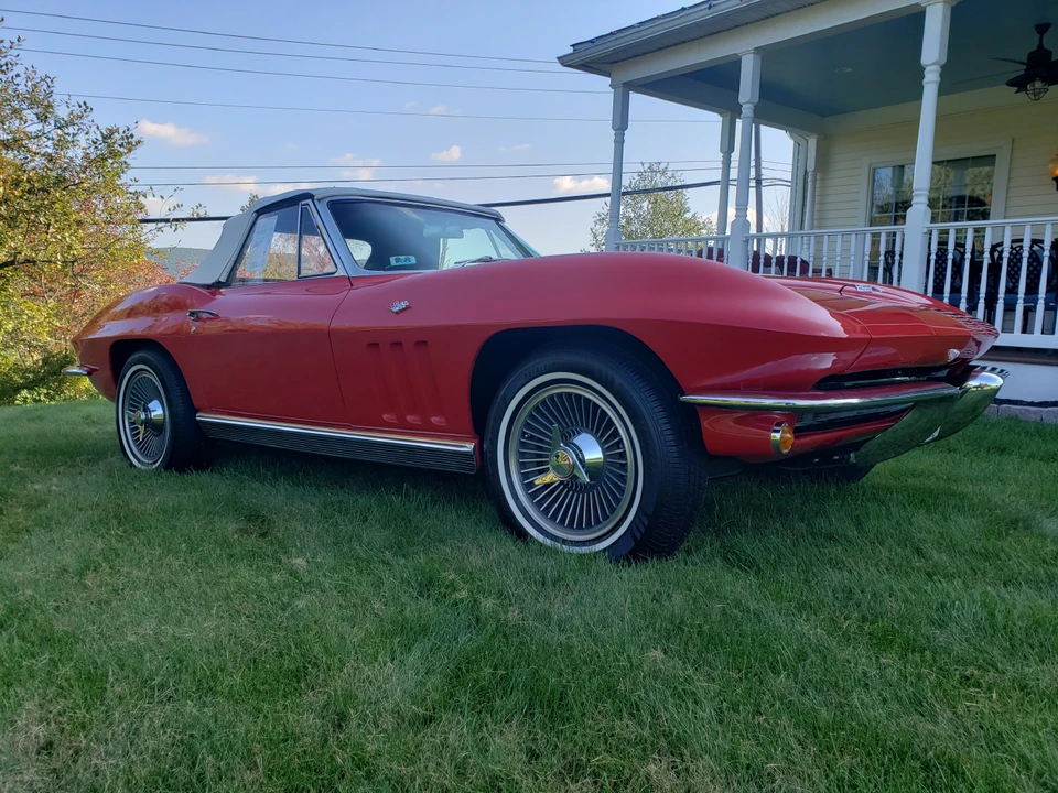 1966 Chevrolet Corvette C2 - Image 15 of 31
