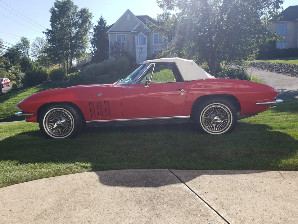 1966 Chevrolet Corvette C2 - Image 9 of 31