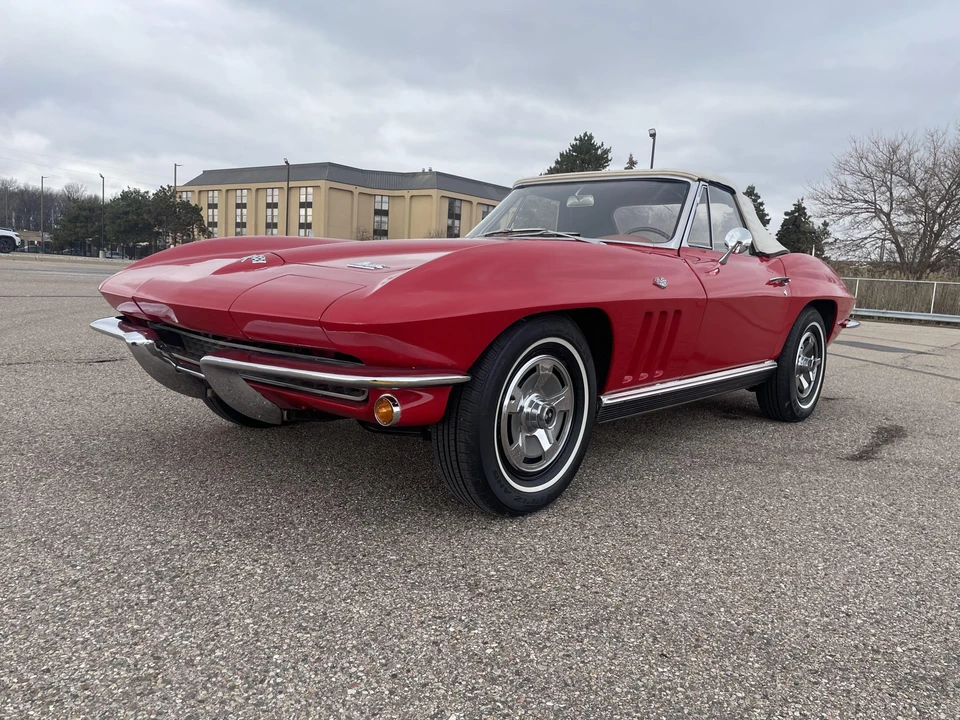 1966 Chevrolet Corvette C2 - Image 16 of 31