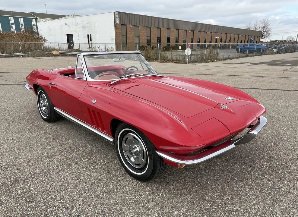 1966 Chevrolet Corvette C2 - Image 6 of 31