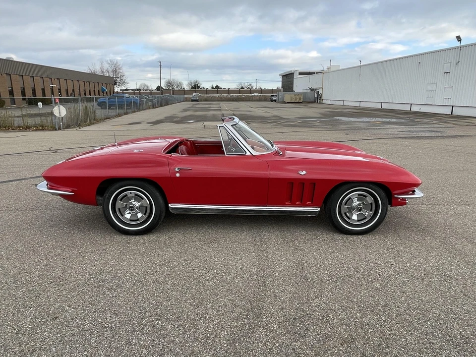 1966 Chevrolet Corvette C2 - Image 8 of 31