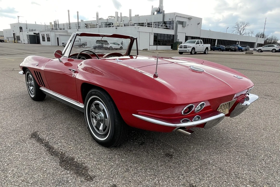 1966 Chevrolet Corvette C2 - Image 14 of 31