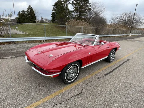 1966 Chevrolet Corvette C2 - Image 3 of 31