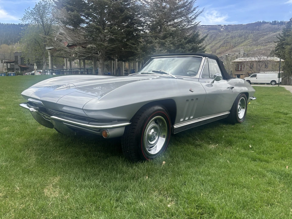 1966 Chevrolet Corvette C2 - Image 10 of 31