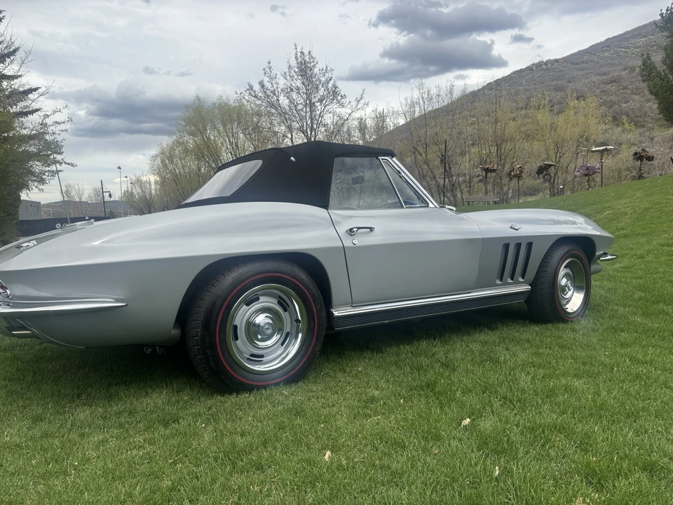 1966 Chevrolet Corvette C2 - Image 28 of 31