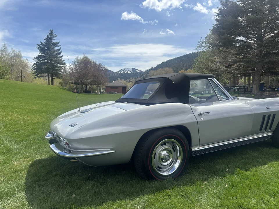 1966 Chevrolet Corvette C2 - Image 27 of 31